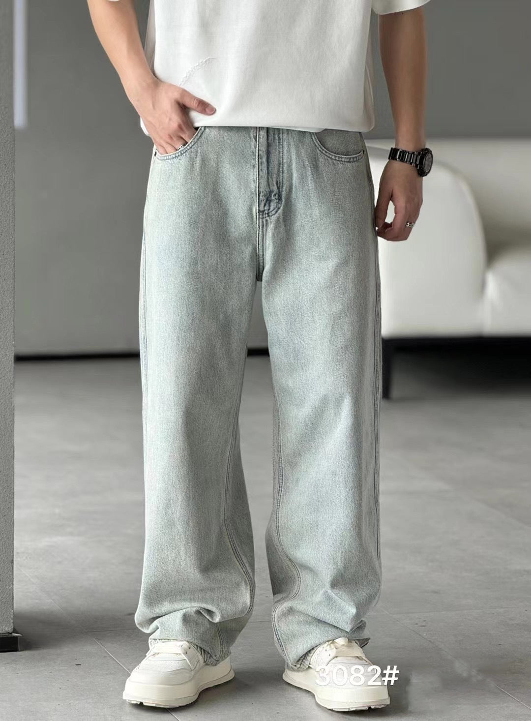 Straight light jeans