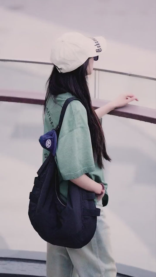 Simple and versatile T-shirt
